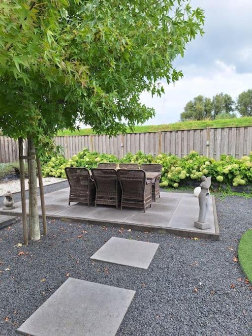 Family Wellness Lodge 4 Personen Zuid-Holland! Ooltgensplaat Exterior photo