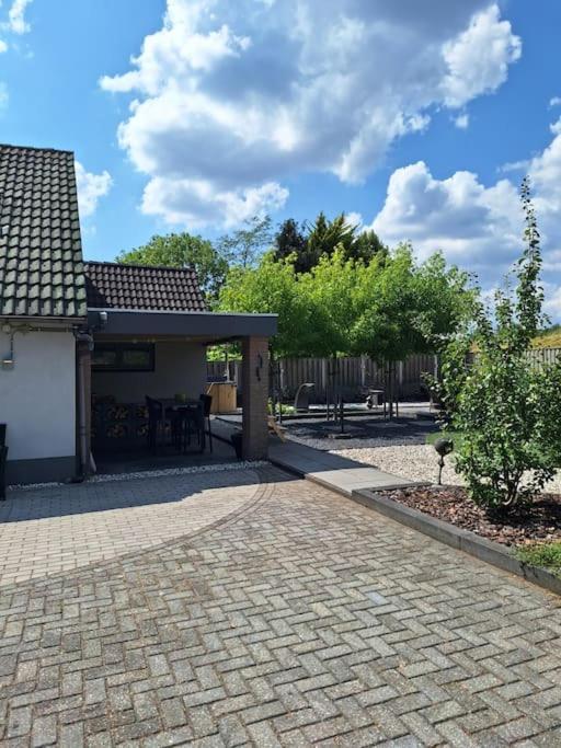 Family Wellness Lodge 4 Personen Zuid-Holland! Ooltgensplaat Exterior photo